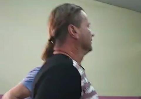 Antes de ser preso, empresário que agrediu esposa quase foi linchado por vizinhos em Manaus