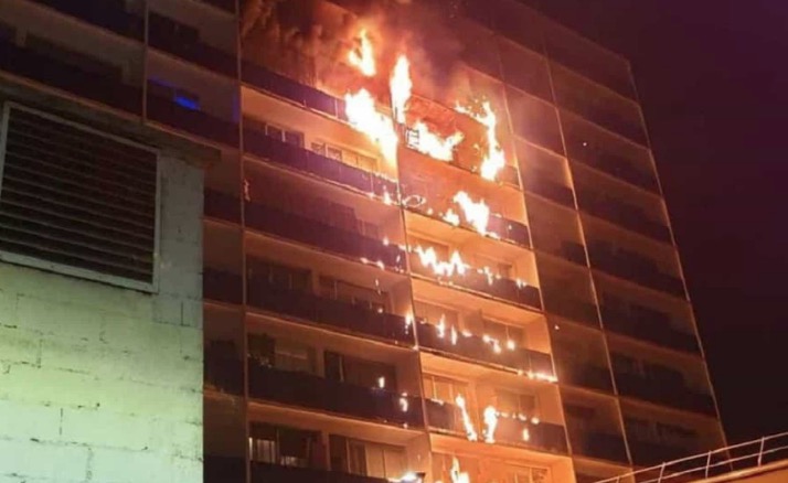 Incêndio em hospital mata um e fere oito em Paris 