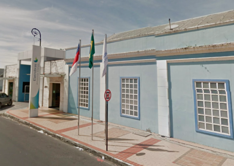 Justiça manda reintegrar trabalhadores demitidos da Amazonas Energia