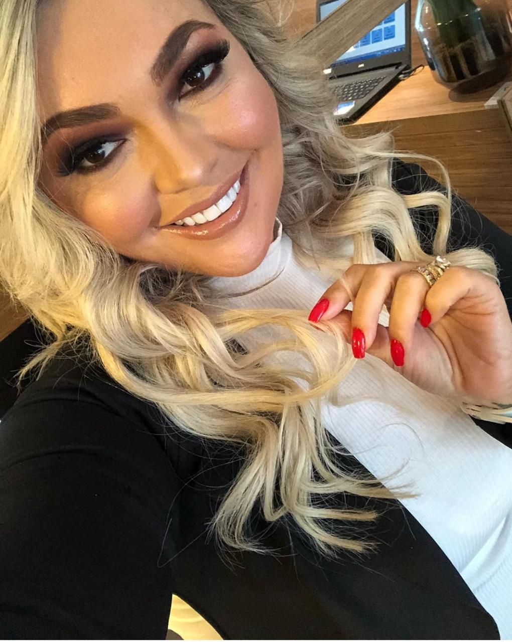 Workshop 'Mechas sem Manchas' para Loiras com Tatiana Van Campo chega a Manaus