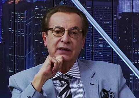 Ex-gay, Ronaldo Ésper assume namoro com modelo famosa