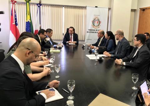 TJAM discute formas de empregar 2,5 mil presos do semiaberto em Manaus