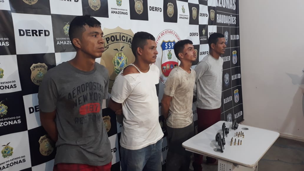 Suspeitos de fazer arrastão no T4 pretendiam roubar R$ 50 mil do Sinetram em Manaus