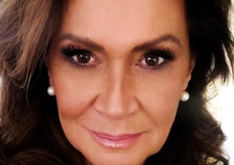 Ex-bbb Ieda comemora um ano de namoro com advogado 36 anos mais novo