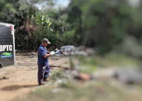 Degolado e com 20 facadas pelo corpo, detento é encontrado em matagal de Manaus