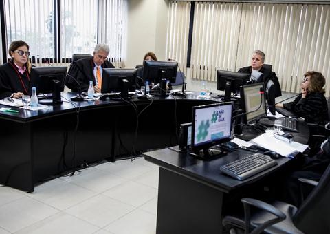 TJAM manda prefeitura retirar famílias de áreas com risco de desabar em Manaus