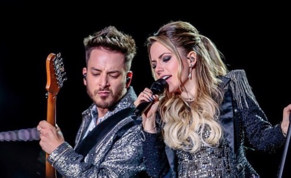 Junior protesta pela Amazônia em show com Sandy em São Paulo