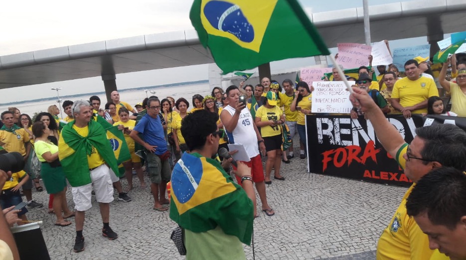 ’Não há queimadas como estão dizendo’ afirmam manifestantes em ato pró-Bolsonaro em Manaus