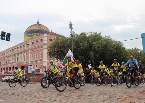 Sesc abre inscrições para passeio ciclístico em Manaus guiado por historiador