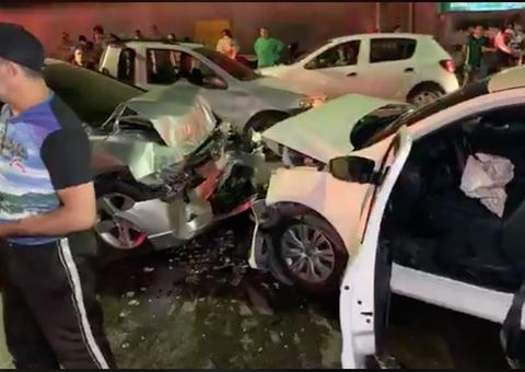 Trio é preso após bater carro roubado de motorista de app em Manaus
