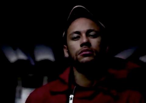 Cenas de Neymar em ‘La Casa de Papel’ bombam na web: ‘Não gosto de futebol, nem de festas’ 