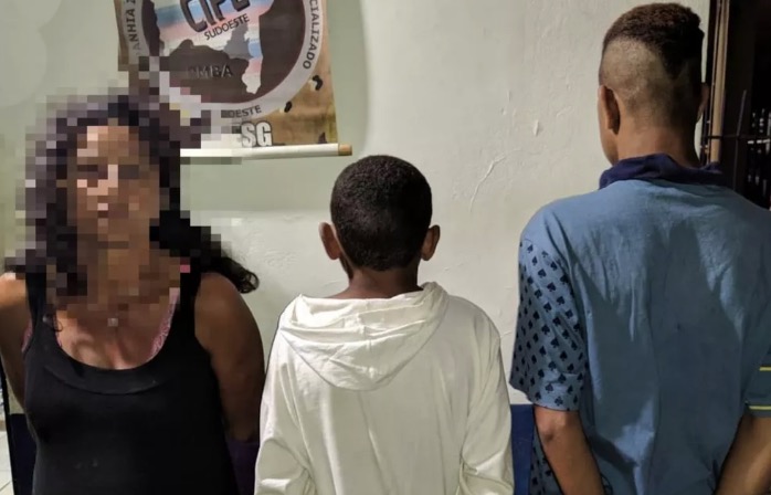 Mulher é presa por estuprar adolescente de 12 anos, crime foi filmado