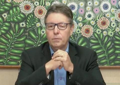 Luiz Castro afirma que provará sua inocência em caso de corrupção na Seduc 