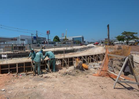 Em Manaus, rua será interditada em nova fase da obra na Constantino Nery 