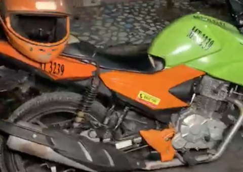 Mototaxista é esfaqueado após entrar em luta corporal com assaltantes em Manaus 