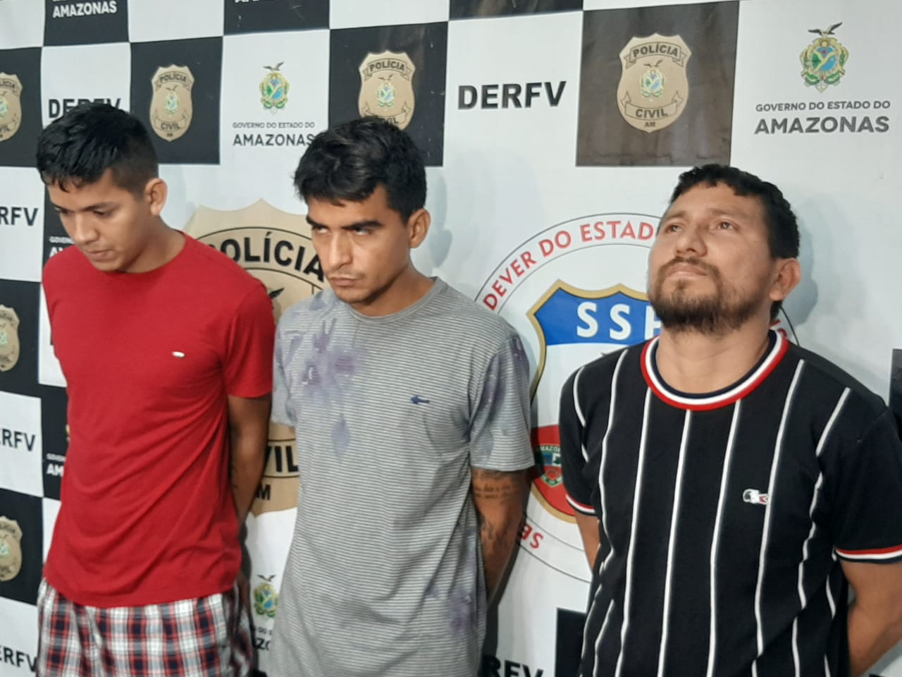 Suspeitos de integrar organização criminosa são presos com armas e drogas em Manaus 