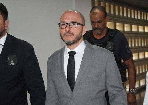 Ex-delegado que matou advogado no Porão do Alemão tem julgamento antecipado em Manaus