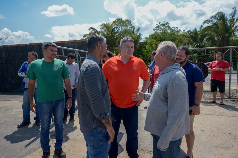 Prefeito anuncia construção de nova escola em Manaus