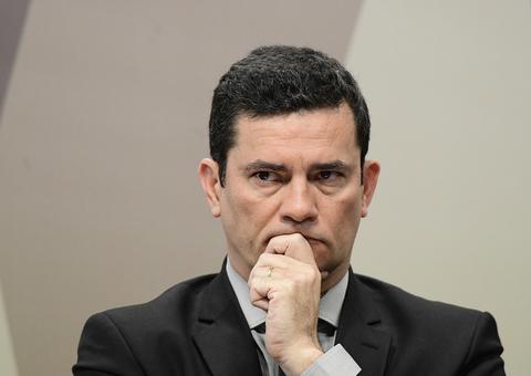 ‘Barata a vida humana no Brasil’, diz Moro sobre benefício concedido a assassino