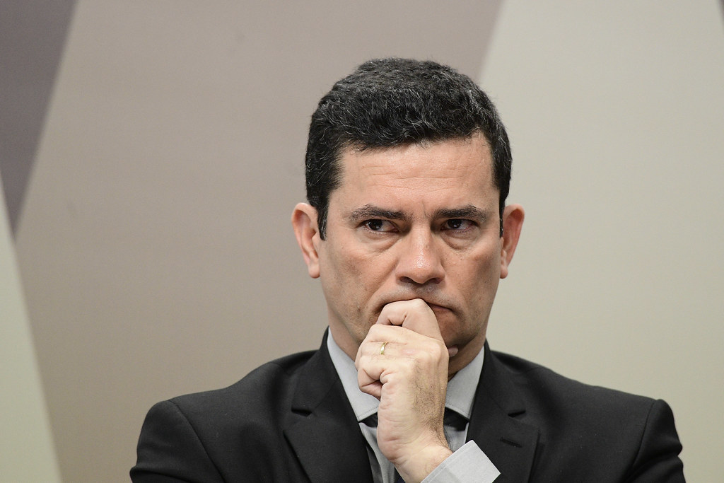 ‘Barata a vida humana no Brasil’, diz Moro sobre benefício concedido a assassino