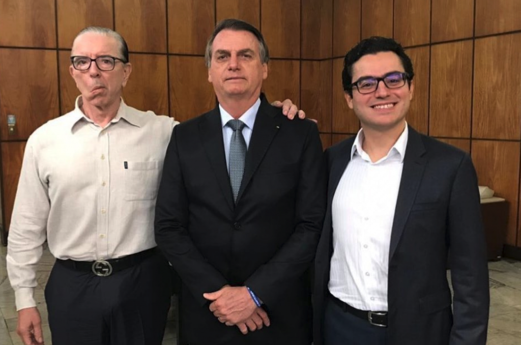 Bolsonaro anuncia que vai passar por nova cirurgia no abdômen