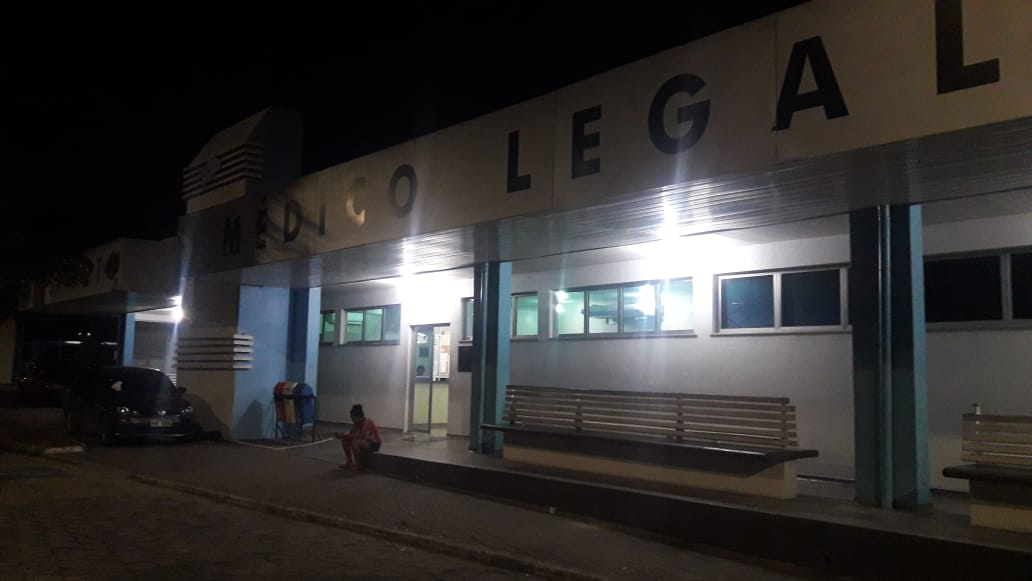 Corpo de jovem é encontrado dentro de rede em Manaus 