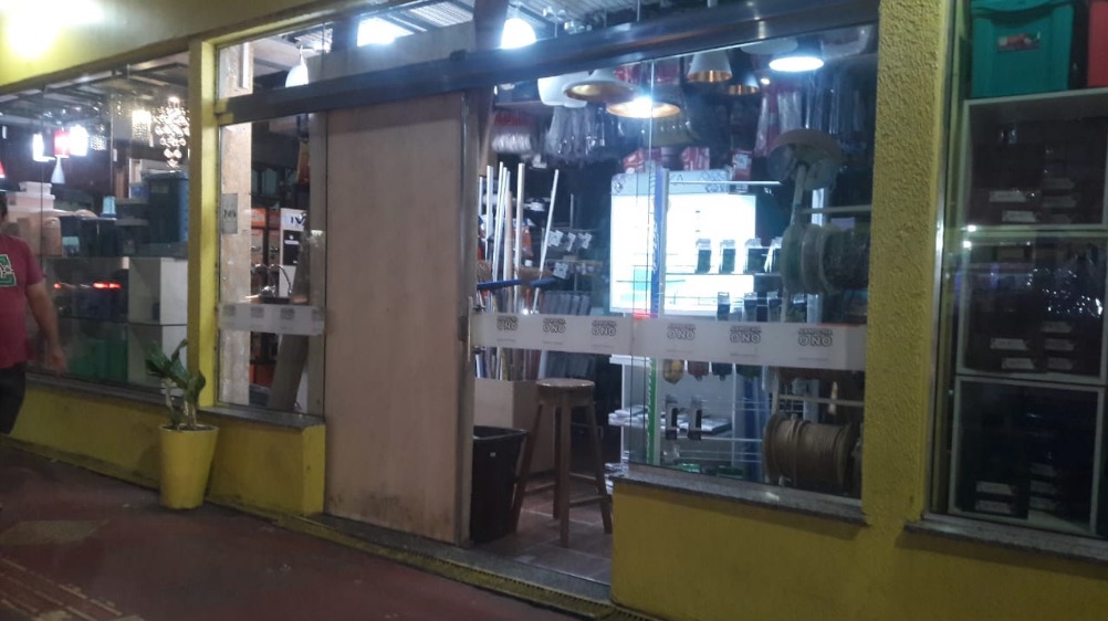 Dupla que invadiu loteria em Manaus havia trocado tiros em tentativa de assalto minutos antes