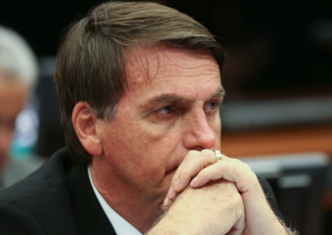 Bolsonaro cancela ida a encontro de chefes de Estado sobre floresta amazônica