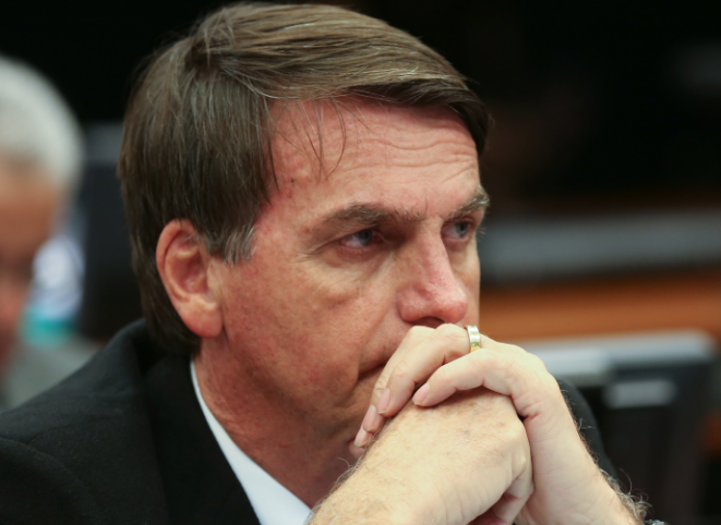 Bolsonaro cancela ida a encontro de chefes de Estado sobre floresta amazônica