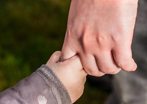 TJAM tem projeto em escolas para que crianças sejam reconhecidas pelo pai