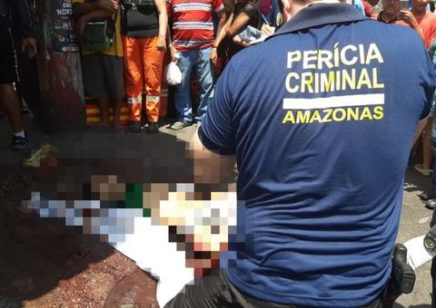 Homem é morto a facadas após discutir em praça de Manaus; suspeito foi preso 