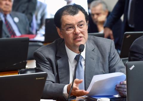 Com apoio de Braga, CCJ do Senado aprova reforma da Previdência