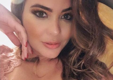 Geisy Arruda posta vídeo nua tomando banho após pedido de seguidor