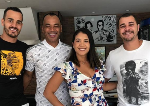 Filho mais velho de Cafu morre vítima de infarto enquanto jogava futebol 