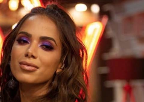 Entenda o que é Síndrome de Burnourt, doença que afeta Anitta e fez cantora se isolar