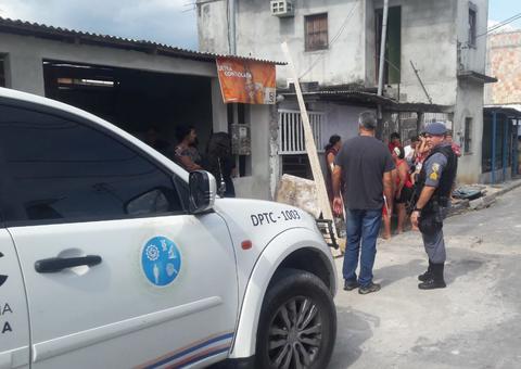 Jovem tem casa invadida e é executado a tiros em Manaus