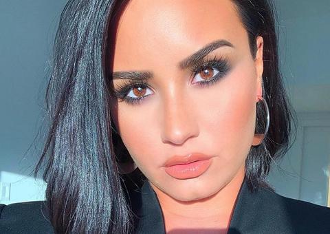 Demi Lovato posta 1ª foto do corpo sem photoshop e faz desabafo:  'maior medo'
