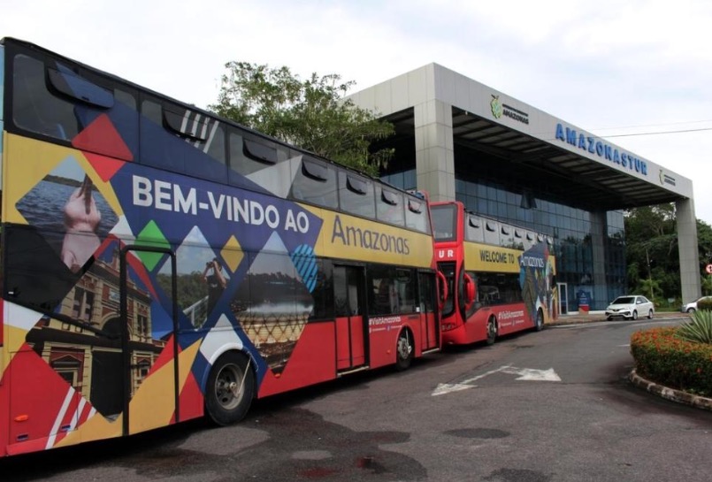 Governo diz que turistas avaliam como boas segurança e internet em Manaus