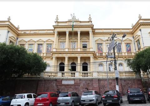  Palácio da Justiça recebe 'Poemas cantados' neste domingo