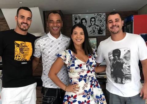 Caçula de Cafu faz homenagem ao irmão morto vítima de infarto