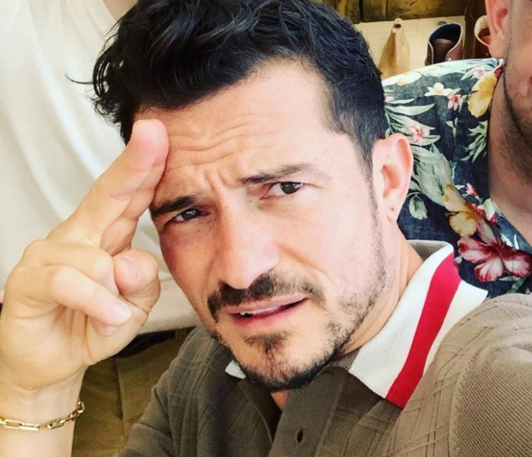 Orlando Bloom fala sobre nude vazado: ‘não é tão grande’