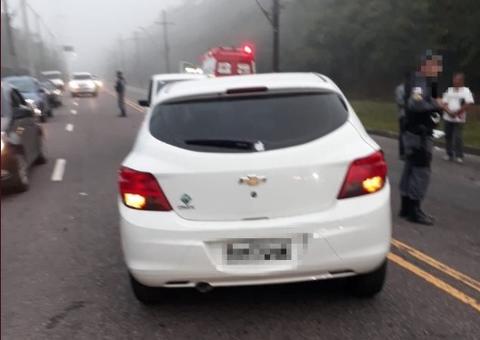 Acidente de trânsito deixa ao menos uma pessoa morta em avenida de Manaus