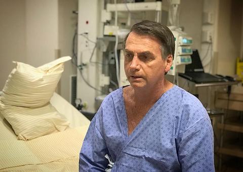 Cirurgia de Bolsonaro é concluída com sucesso após cinco horas