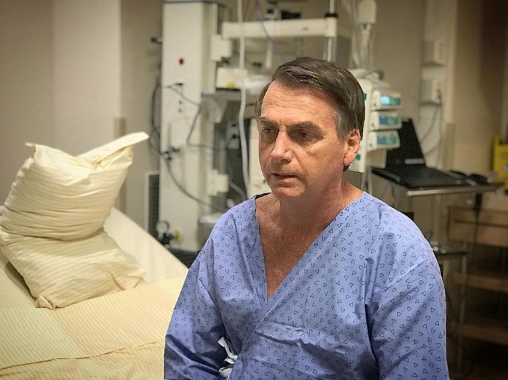 Filho fala sobre situação de Bolsonaro após cirurgia