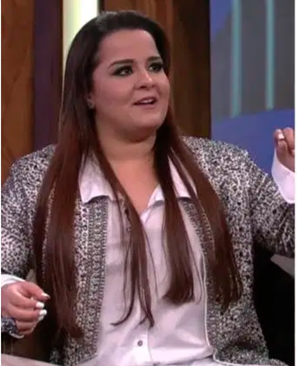 Maiara, da dupla com Maraísa, impressiona ao mostrar cintura fininha 