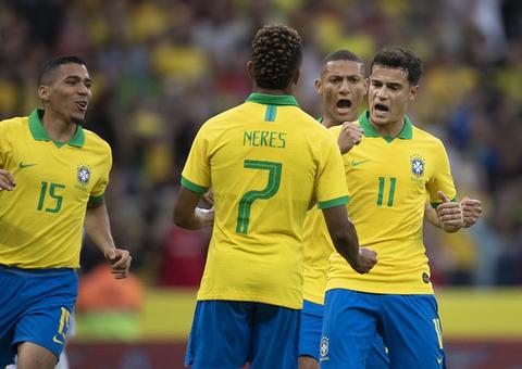 Tite pensa em modificações no amistoso contra o Peru