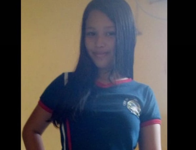 Menina deixa escola e desaparece no retorno para casa em Manaus