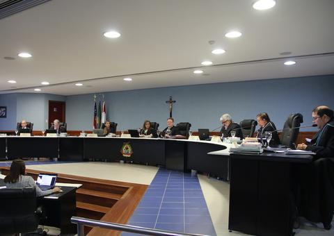 TCE Amazonas condena ex-prefeito a devolver mais R$ 3,7 milhões