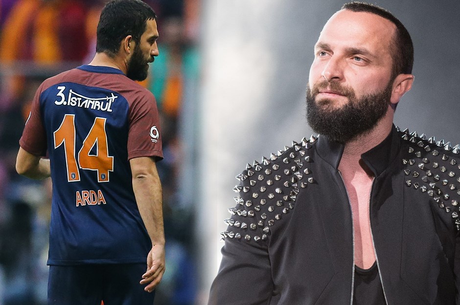 Ex-jogador do Barcelona é condenado à prisão por espancar cantor em boate na Turquia