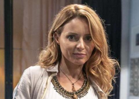 Atriz Rita Guedes sofre acidente de carro no Rio  